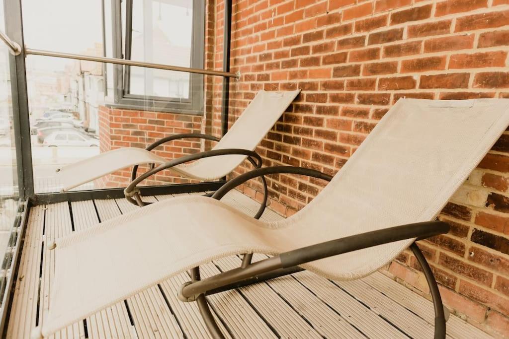 The Sea Deck Apartment - Westbrook Bay Beach - By Goldex Coastal Breaks Margate Esterno foto